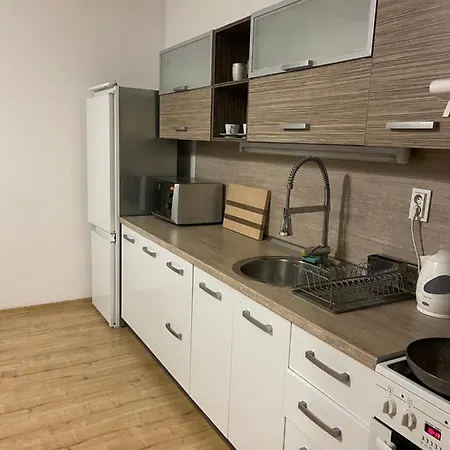 Peaceful Living, 4 Minutes From The Center Apartment