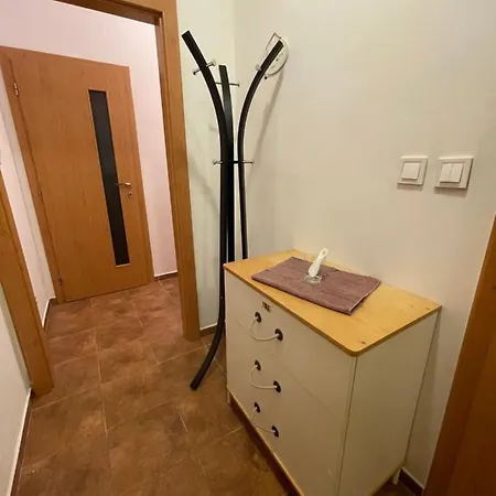 Peaceful Living, 4 Minutes From The Center * Košice