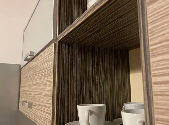 Peaceful Living, 4 Minutes From The Center